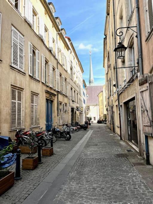 Apartment Studio En Plein Coeur De La Vieille Nancy